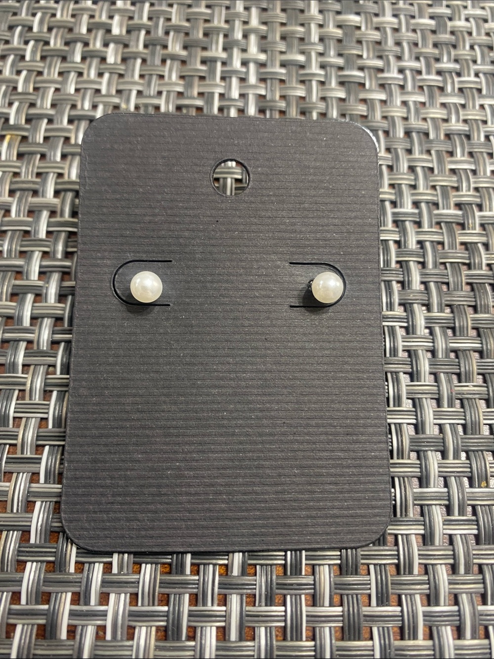 Pearl-Style White Stud Earrings - Unbranded